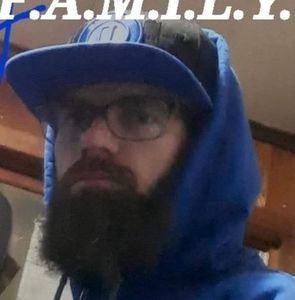 Meet your Posher, Travis